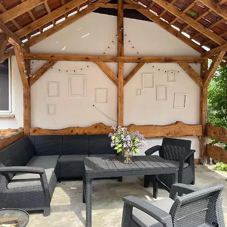 Pod Skrzydlami Iv Apartmán